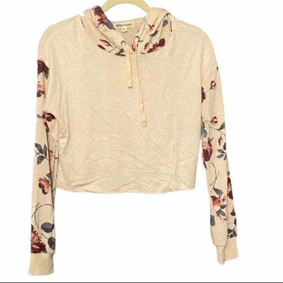 Inspired Hearts Tops - Inspired Hearts Cream Floral Cropped Hoodie Hooded Swearshirt Size XL Comfy EUC